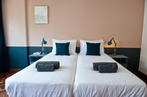 Prosecco Lifestyle in Lisbon by Misha's Place 4B